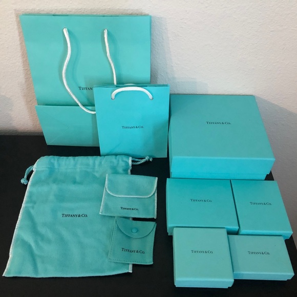 Large collectors lot of Tiffany and Co. over 30 items! Excellent condition - Picture 7 of 7